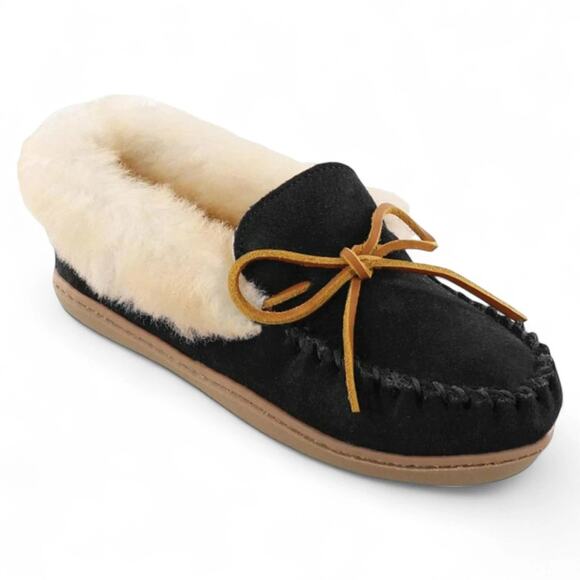 MINNETONKA New $79 Black Alpine Sheepskin Moccasin Slippers Size 6M - Picture 1 of 8